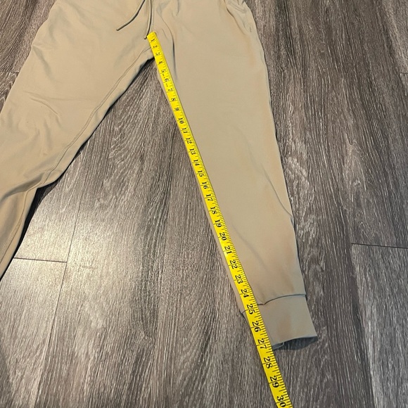 Women's Alphalete Small Leggings Pants Drawstring Khaki Joggers Light Mocha - Picture 9 of 9